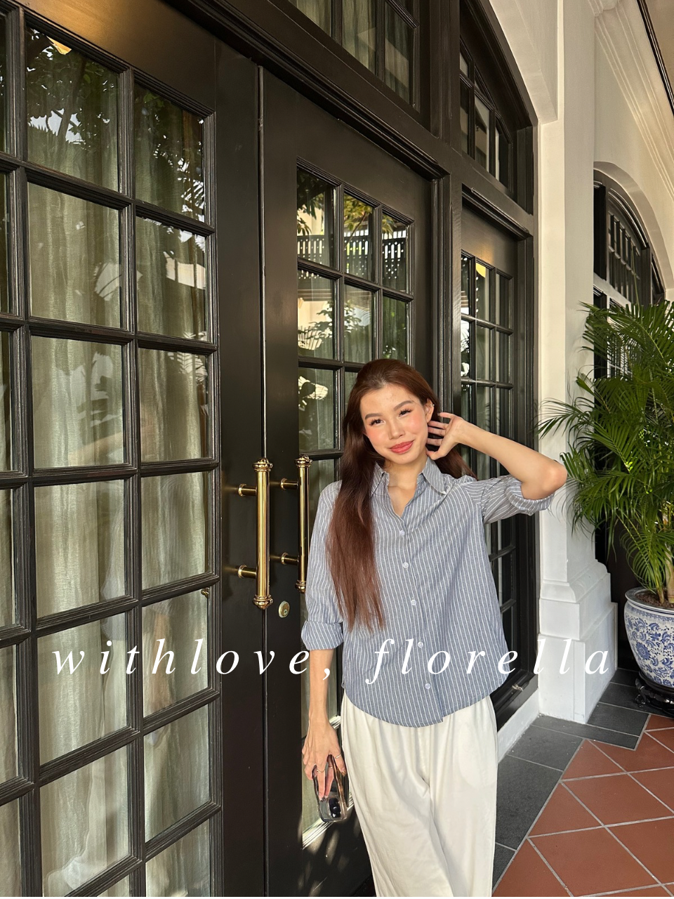 Boyfriend Oversized T-shirt (Khaki/Blue)