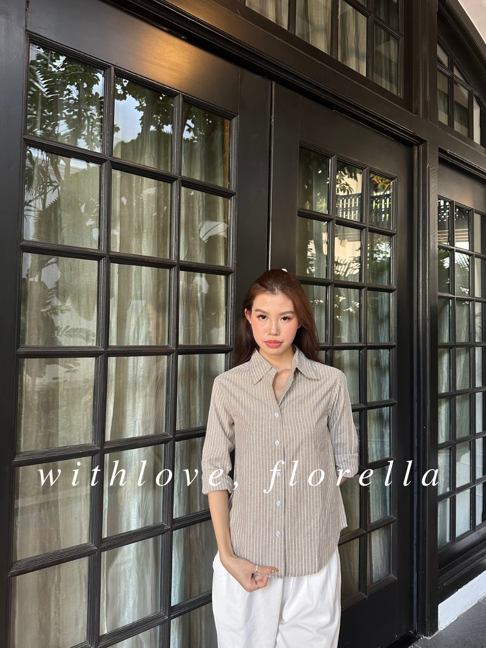 Boyfriend Oversized T-shirt (Khaki/Blue)